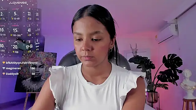 JANYLOVE   online show from 12/30/24, 05:23