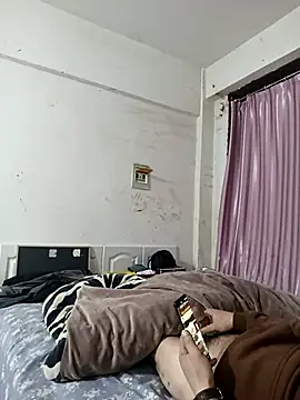 Snapshot of meidusha77 chatting on 12/17/25, 02:23 meidusha77 online show from 12/17/25, 02:23