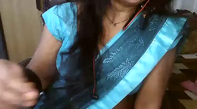Cute Ruhi99 online show from 12/18/24, 07:15