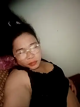 Snapshot of Sexy-asslove90 chatting on 10/05/25, 03:32 Sexy-asslove90 online show from 10/05/25, 03:32