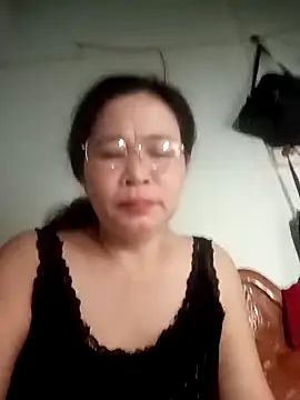 Snapshot of Sexy-asslove90 chatting on 10/18/25, 05:10 Sexy-asslove90 online show from 10/18/25, 05:10