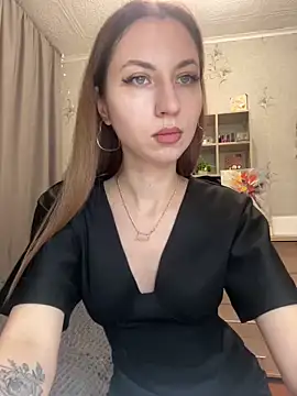 Magdalene Janette online show from 12/25/24, 11:22