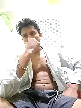 Snapshot of Indiandaddy11 chatting on 05/05/26, 01:57 Indiandaddy11 online show from 05/05/26, 01:57