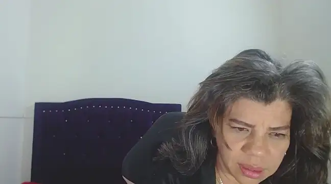 vikyadams online show from 02/21/25, 09:24