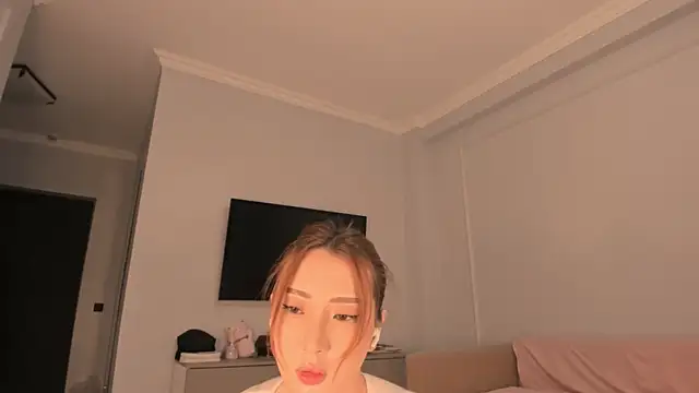 tinki winkii online show from 07/27/26, 06:15