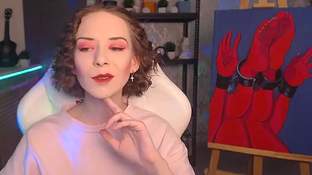 FascinatingEyess online show from 10/10/25, 06:40