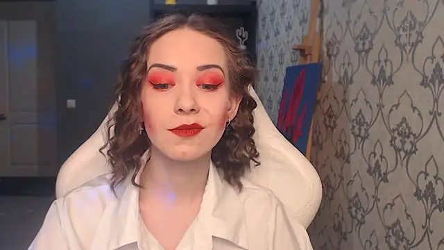 FascinatingEyess online show from 07/05/26, 09:55