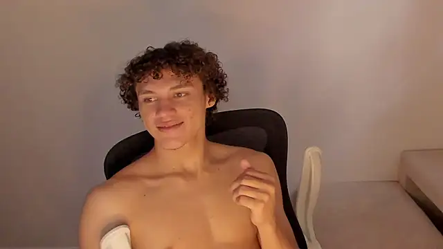 Snapshot of laurent_nova chatting on 12/16/25, 09:09 laurent nova online show from 12/16/25, 09:09