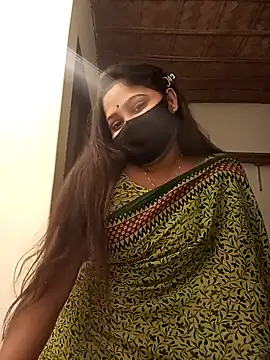 Puspita- online show from 12/18/24, 06:25