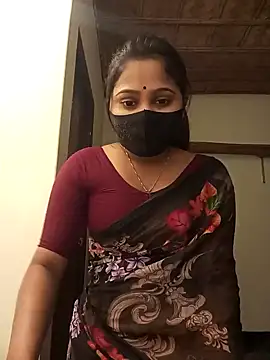 Puspita- online show from 12/19/24, 06:45