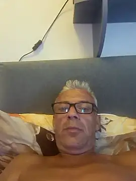 Picolo4111 online show from 09/08/25, 02:27