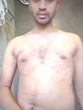 Snapshot of mykecockslong chatting on 11/12/25, 10:26 mykecockslong online show from 11/12/25, 10:26