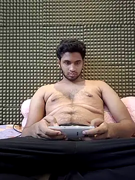 Snapshot of mykecockslong chatting on 11/27/25, 04:20 mykecockslong online show from 11/27/25, 04:20