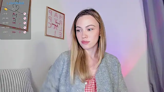 Snapshot of damn_cutie chatting on 11/17/25, 04:24 damn cutie online show from 11/17/25, 04:24