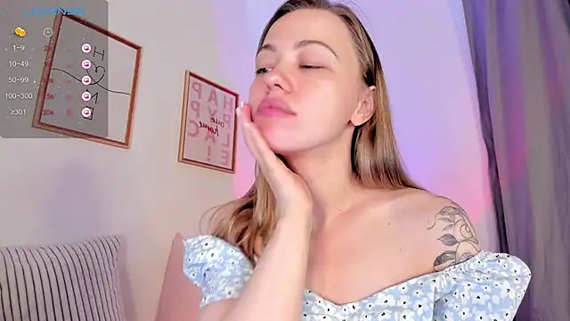 Snapshot of damn_cutie chatting on 04/04/26, 04:44 damn cutie online show from 04/04/26, 04:44