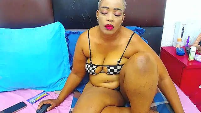 Brookylynbrownxx online show from 12/12/24, 12:22