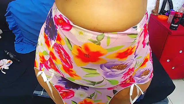 Snapshot of Brookylynbrownxx chatting on 11/11/25, 02:50 Brookylynbrownxx online show from 11/11/25, 02:50