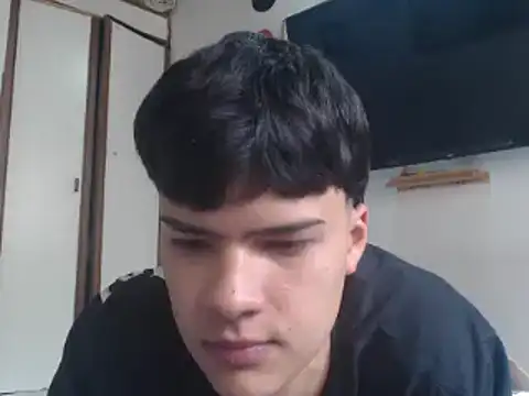 masterdaniel88 online show from 03/04/25, 01:38