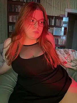 Snapshot of Melissa_Purr chatting on 10/24/25, 09:17 Melissa Purr online show from 10/24/25, 09:17