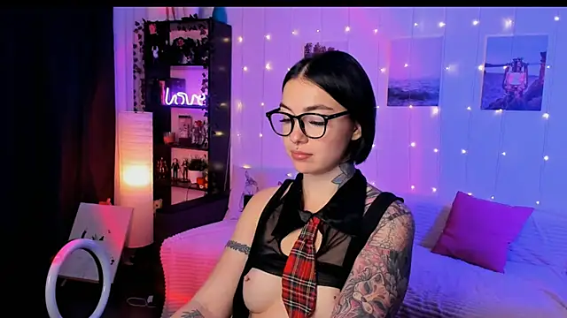 Magic Allie online show from 11/22/25, 04:33