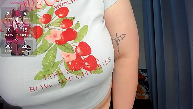 Snapshot of Ruth_Oliver chatting on 12/18/25, 01:11 Ruth Oliver online show from 12/18/25, 01:11
