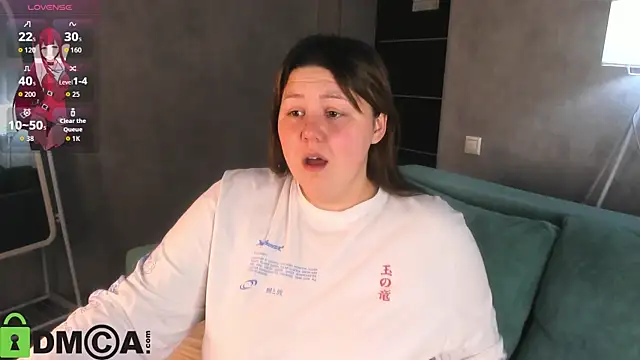 Snapshot of Ruth_Oliver chatting on 02/20/26, 09:21 Ruth Oliver online show from 02/20/26, 09:21
