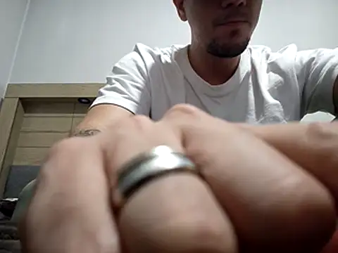 Terry Bogardd online show from 11/20/25, 04:23