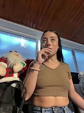 Ady 18 online show from 12/21/24, 04:25