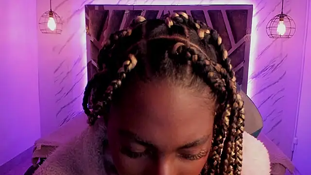 Queen perla  online show from 12/20/24, 03:53