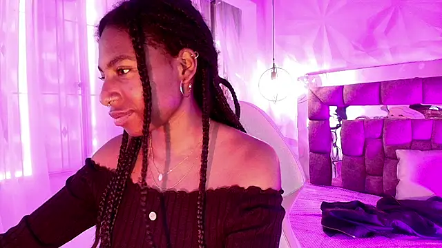 Queen perla  online show from 07/23/26, 08:07