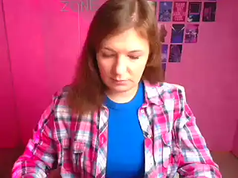 Snapshot of Lissmilf chatting on 11/08/25, 12:38 Lissmilf online show from 11/08/25, 12:38