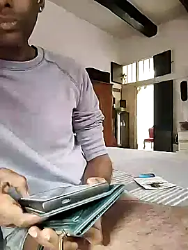 Snapshot of KeptupInosine chatting on 11/19/25, 02:06 KeptupInosine online show from 11/19/25, 02:06