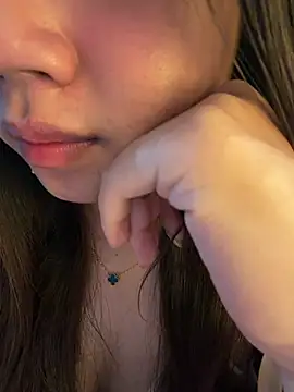 Hotellinh12 online show from 06/09/26, 03:56