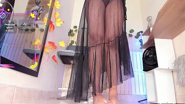 Snapshot of thais_dreams chatting on 03/18/26, 01:03 thais dreams online show from 03/18/26, 01:03