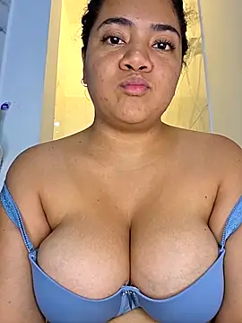 Watagatapitusberry1 online show from 11/27/25, 02:02