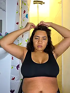 Watagatapitusberry1 online show from 12/13/25, 11:43