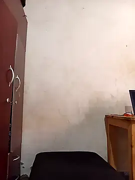 Uncletee112 online show from 09/12/25, 11:43