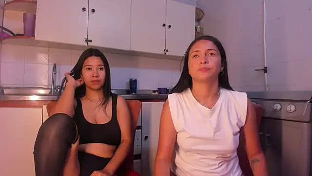 SofiAndNicol online show from 02/01/25, 11:21