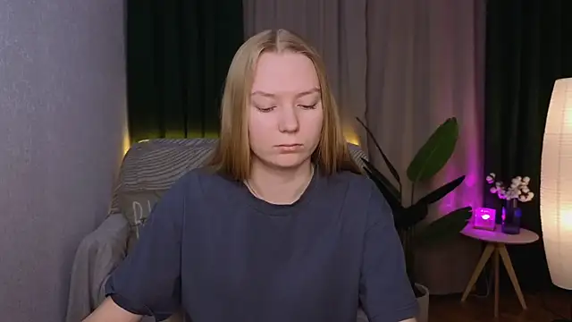 CarolynCohen   online show from 01/19/25, 01:53