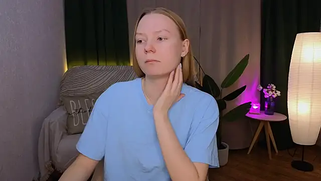 CarolynCohen   online show from 01/27/25, 01:59