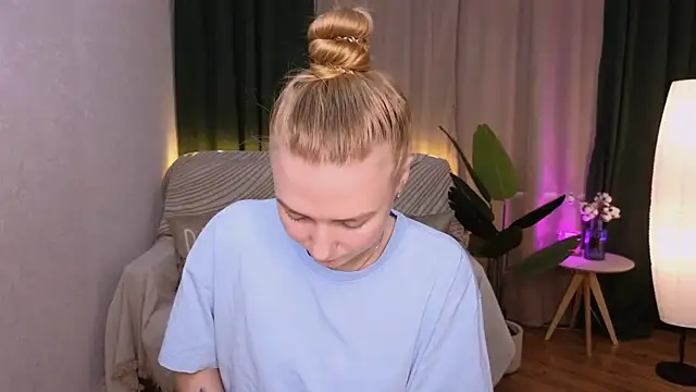 CarolynCohen   online show from 02/04/25, 04:59