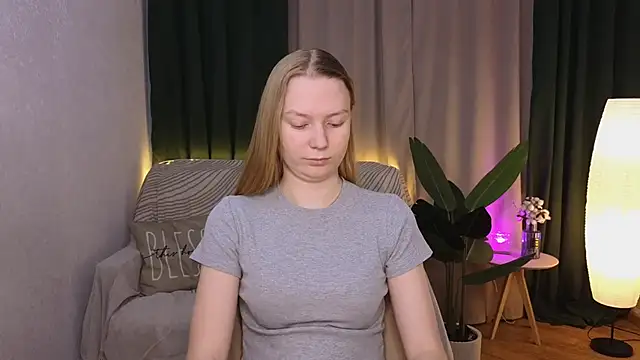 CarolynCohen   online show from 03/03/25, 02:15