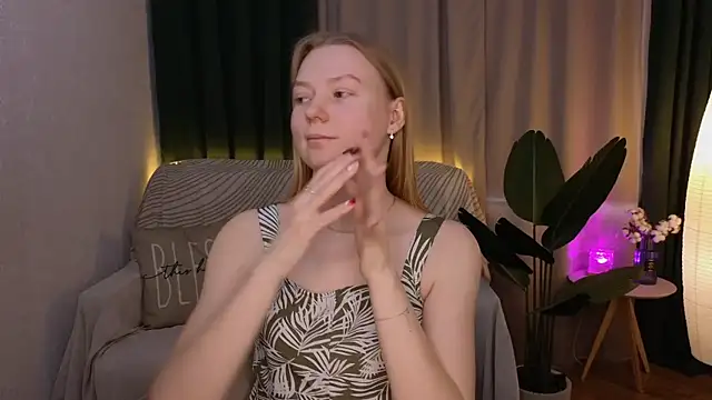 CarolynCohen   online show from 03/14/25, 05:16