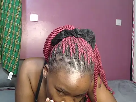 erlyn misha online show from 09/24/25, 04:27