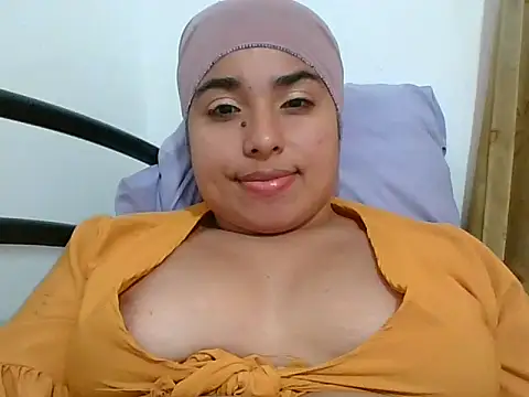 Snapshot of hurrem_had chatting on 11/06/25, 05:58 hurrem had online show from 11/06/25, 05:58