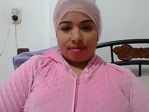 Snapshot of hurrem_had chatting on 11/30/25, 12:31 hurrem had online show from 11/30/25, 12:31