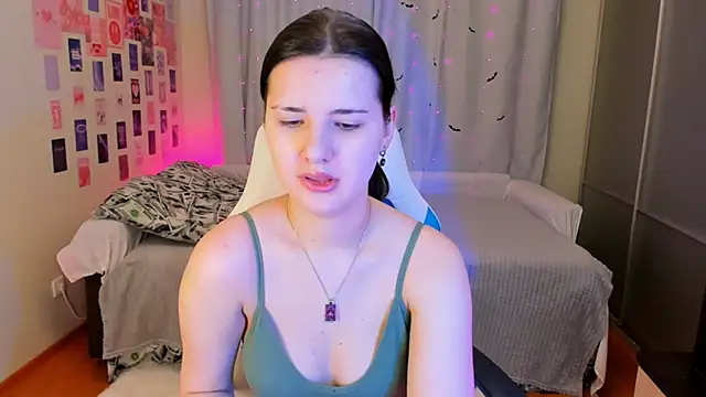 Vanessa Verona online show from 01/07/25, 09:14