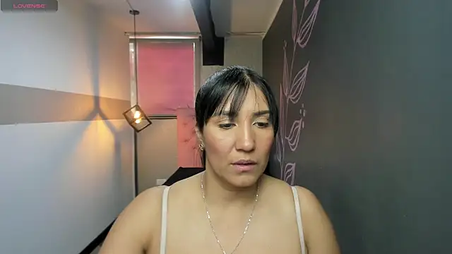 GiaFox  online show from 12/18/24, 03:22