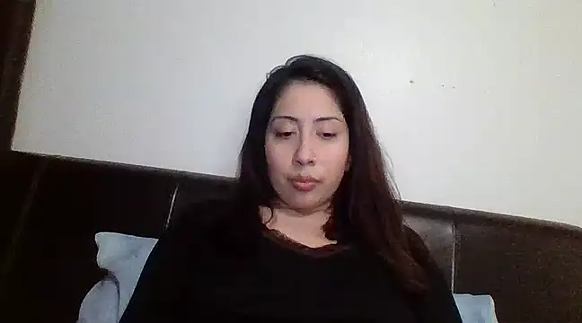 LorenaAnderson online show from 01/04/25, 08:37