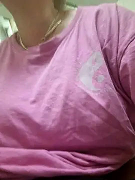 Snapshot of Off_the_Lesh chatting on 10/17/25, 01:46 Off the Lesh online show from 10/17/25, 01:46